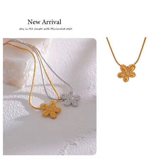 Aria Necklace